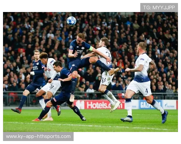 利物浦防线风雨飘摇：昔日坚不可摧的堡垒今日陷入动荡