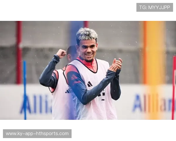 利物浦迪亚斯边路带球训练提升，助力球队冲击英超冠军