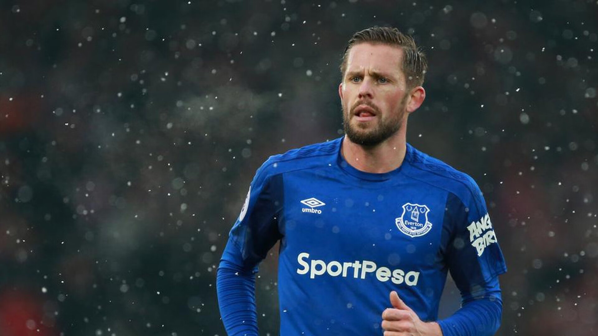 欧冠小组赛：巴黎1比0小胜皇家社会 拉莫斯读秒门线解围成取胜关键